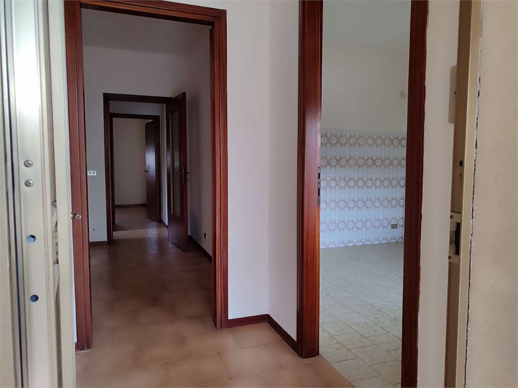 Appartamento ad Azzano Decimo, 6 locali, 2 bagni, 149 m², buono stato