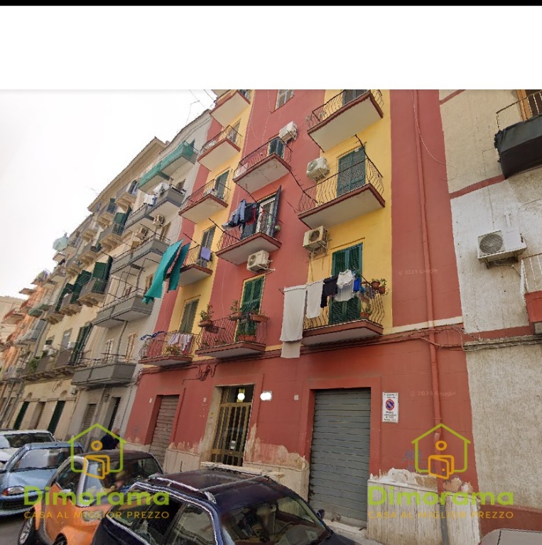 Trilocale in Via Giovan Giovine 32A, Taranto, 1 bagno, 68 m², 3° piano