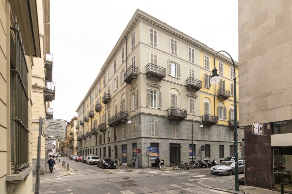 Appartamento in Via VITTORIO ALFIERI 22, Torino, 10 locali, 2 bagni