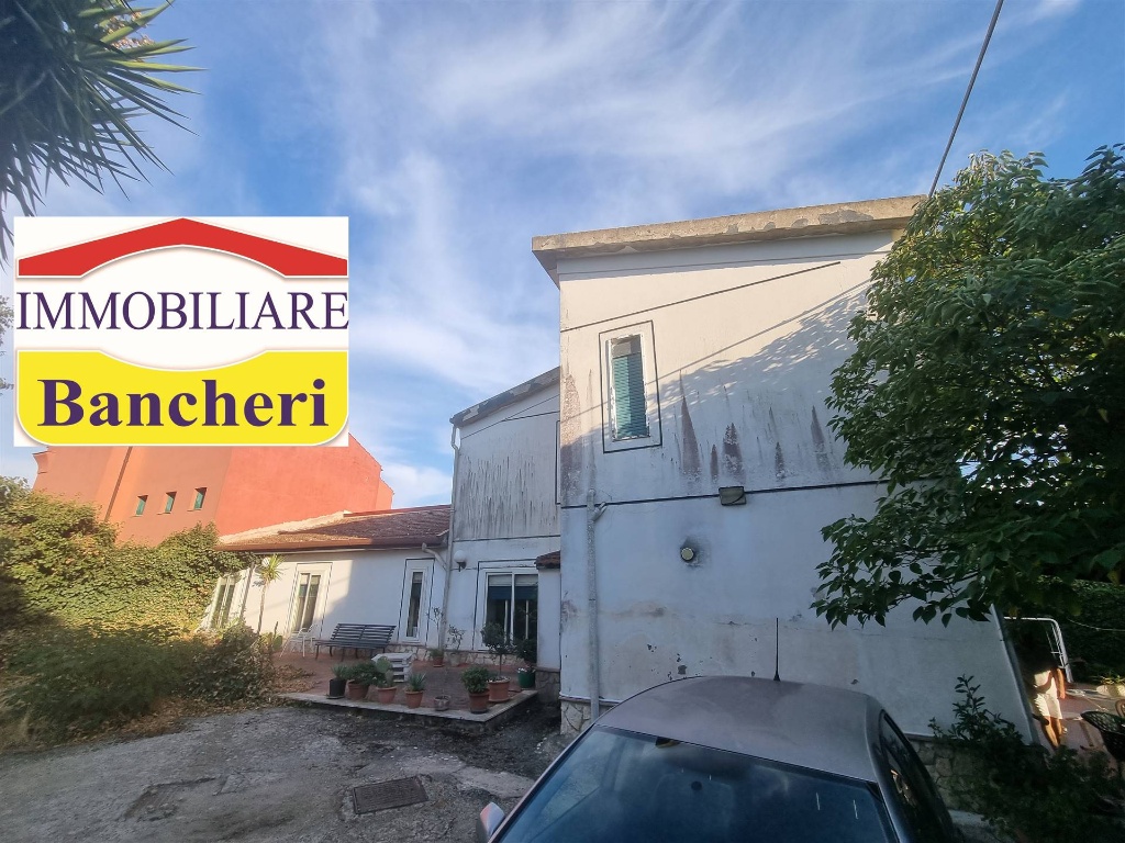 Villa in Via Poggio Sant'Elia, Caltanissetta, 6 locali, 2 bagni