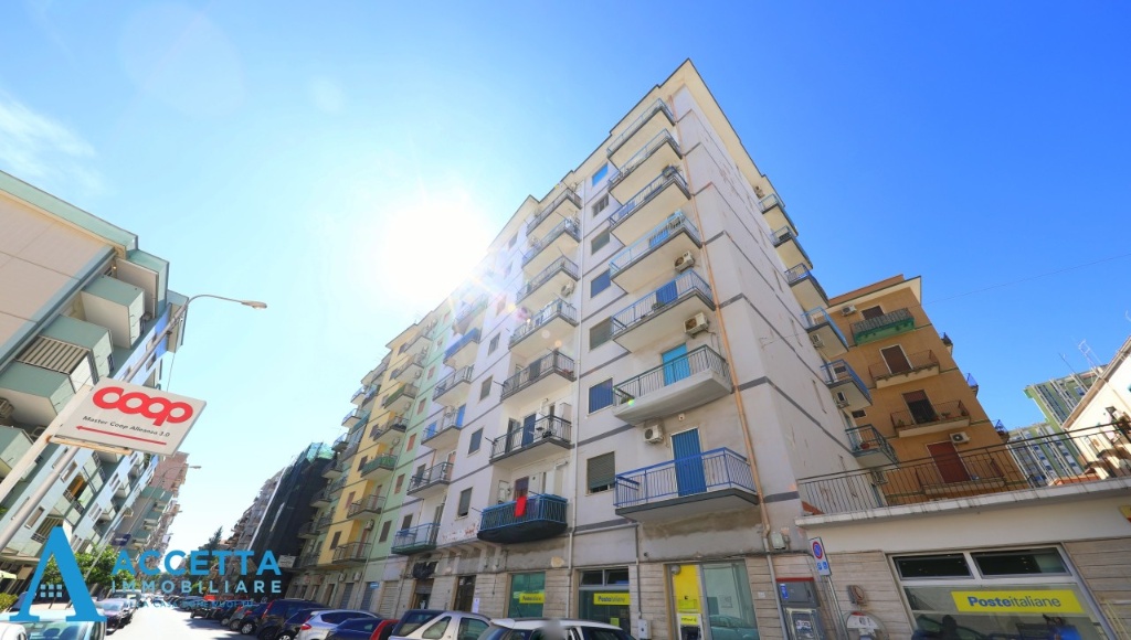 Trilocale in Via Plateja 48, Taranto, 1 bagno, 69 m², 6° piano