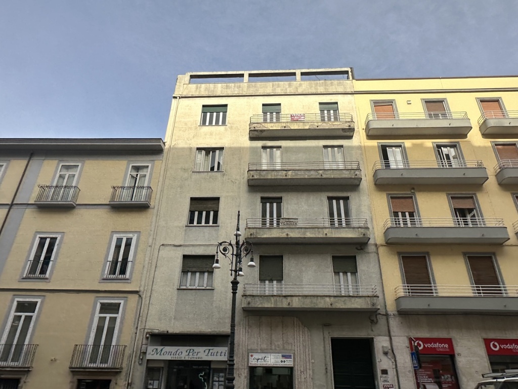 Appartamento in Via Giacomo Matteotti 0, Avellino, 5 locali, 1 bagno