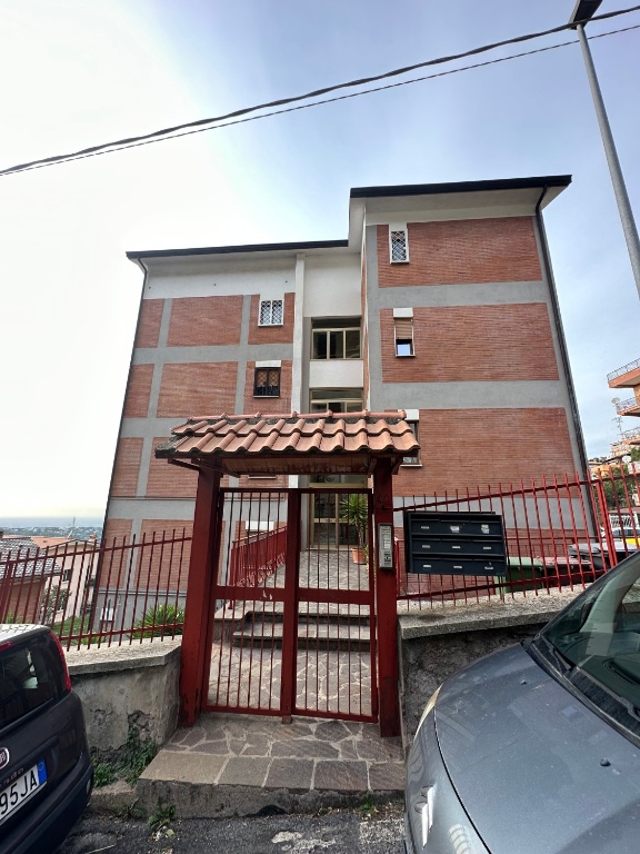Trilocale in Via Palazzolo, Rocca di Papa, 1 bagno, con box, 85 m²