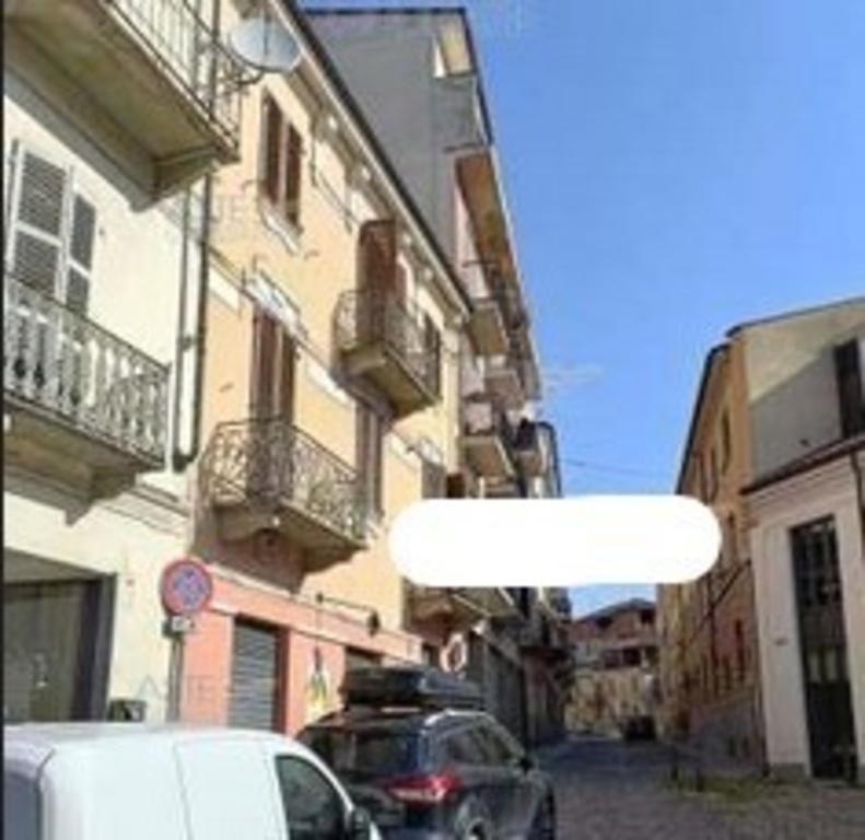 Appartamento in Via del Varrone 10, Asti, 8 locali, 2 bagni, 112 m²