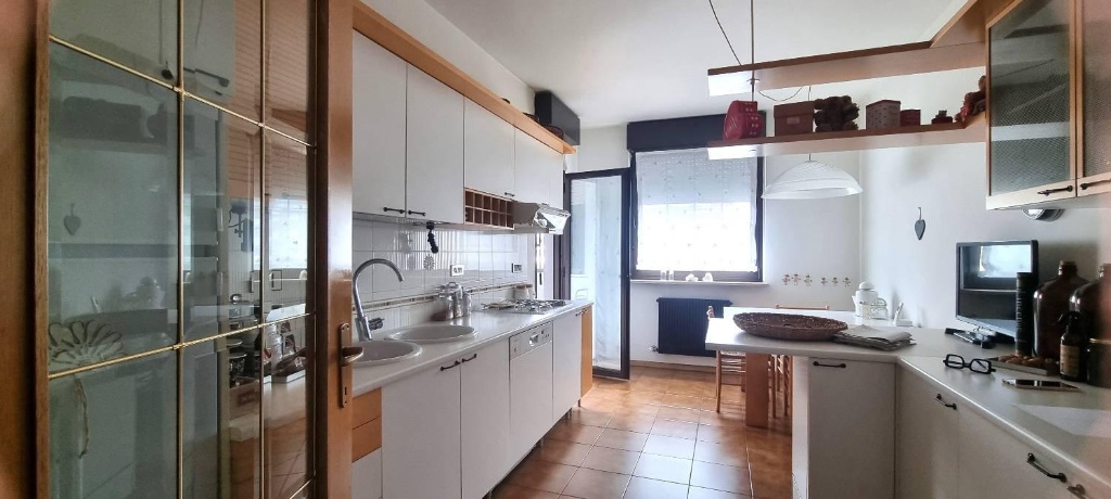 Appartamento in Similaun, Bolzano, 5 locali, 2 bagni, 122 m², 4° piano