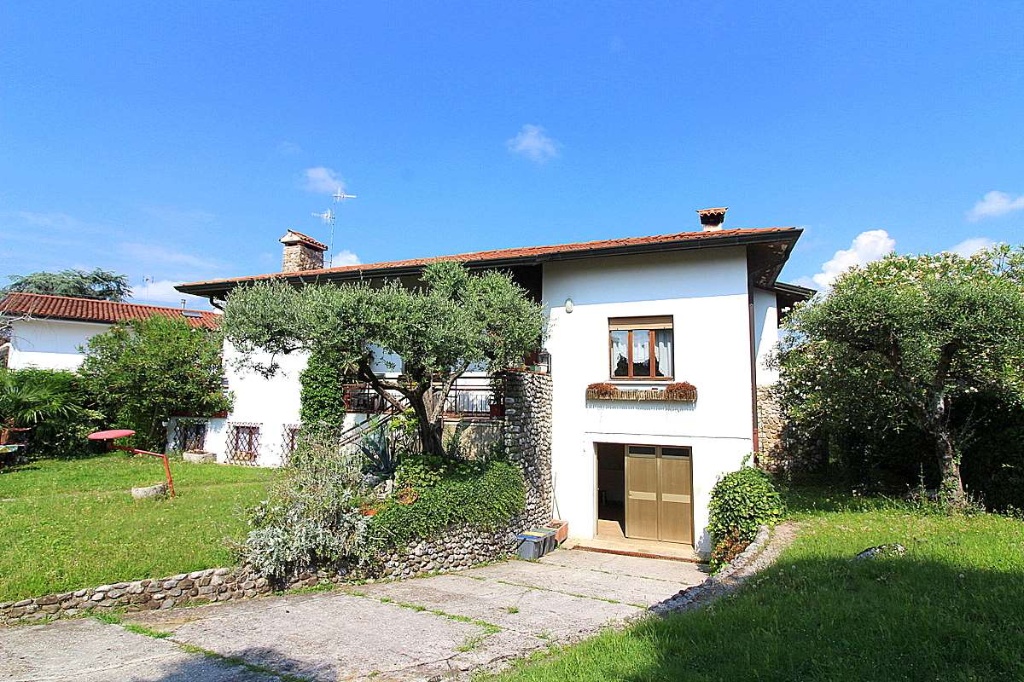 Villa in Via Judrio, Udine, 6 locali, 3 bagni, giardino privato