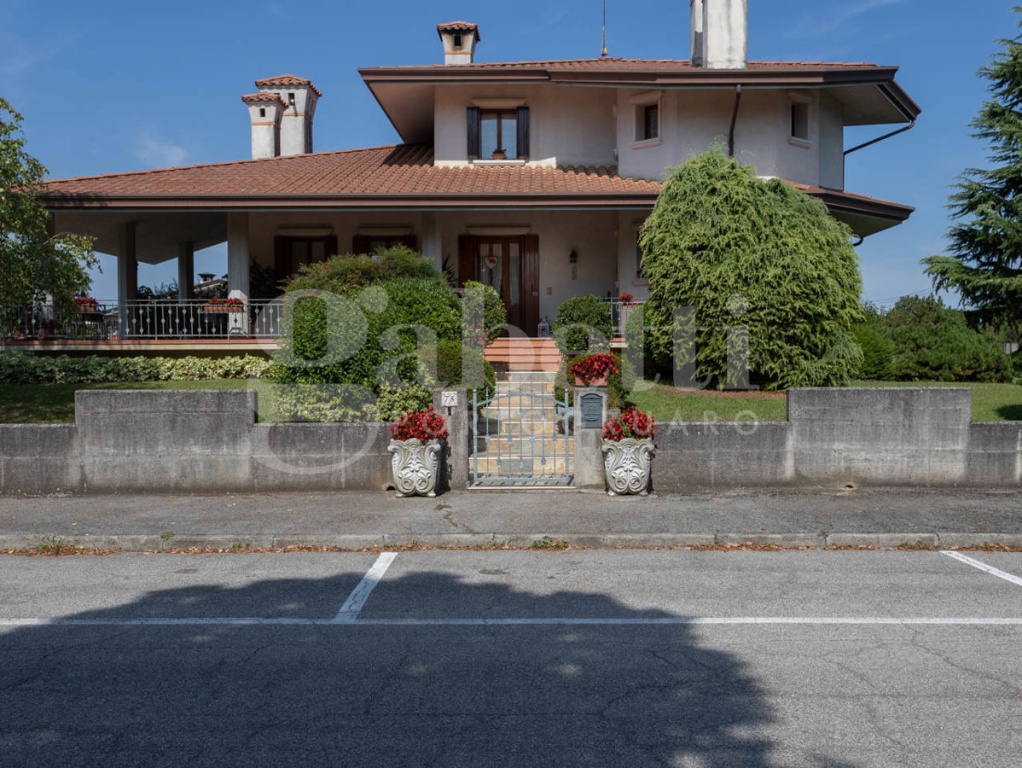 Villa singola in Via Comugne 78, Pramaggiore, 4 locali, 2 bagni