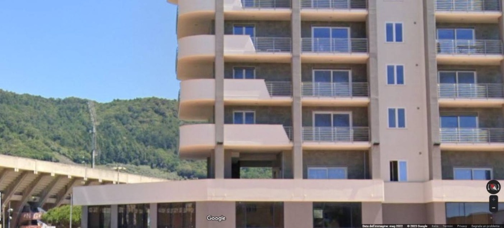 Quadrilocale a Salerno, 2 bagni, 100 m², 2° piano, classe energetica G