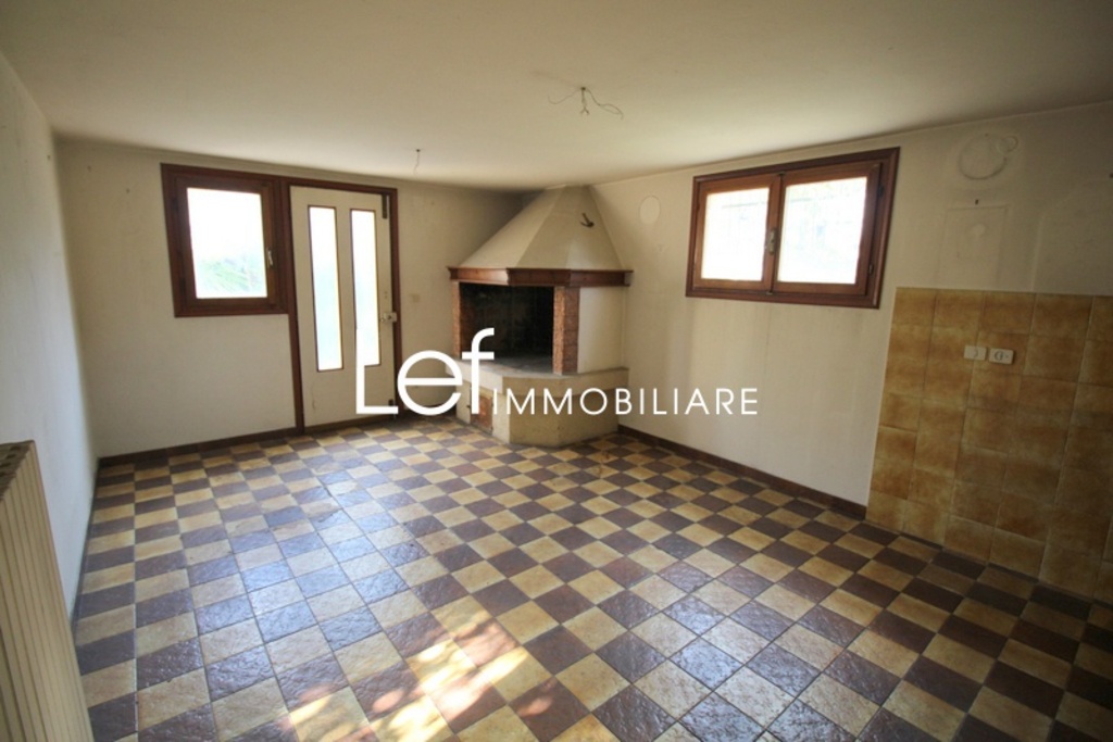 Casa indipendente a Pieve di Soligo, 5 locali, 2 bagni, 170 m²