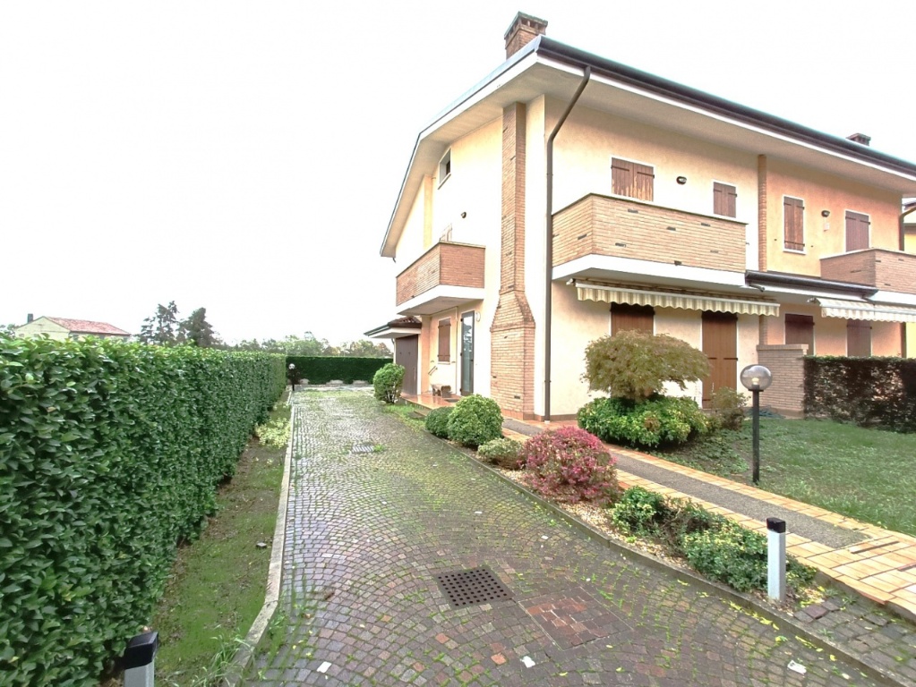 Appartamento bifamiliare a Sant'Angelo di Piove di Sacco, 5 locali