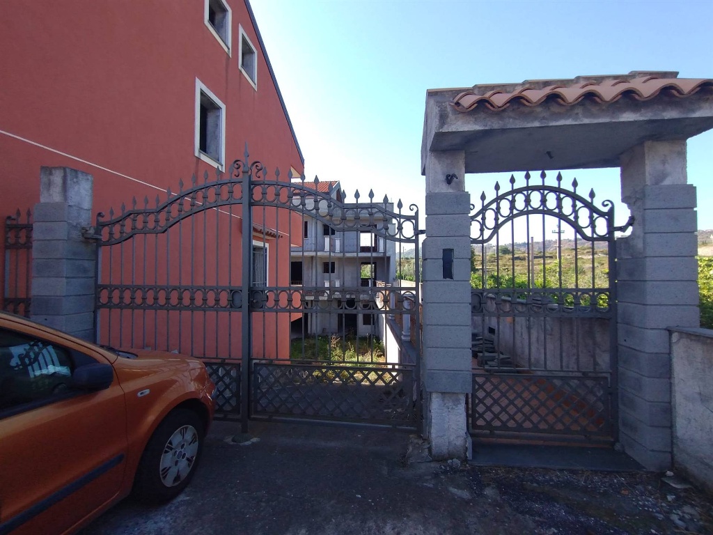 Villa in Via Calvario, Acireale, 7 locali, 4 bagni, giardino privato