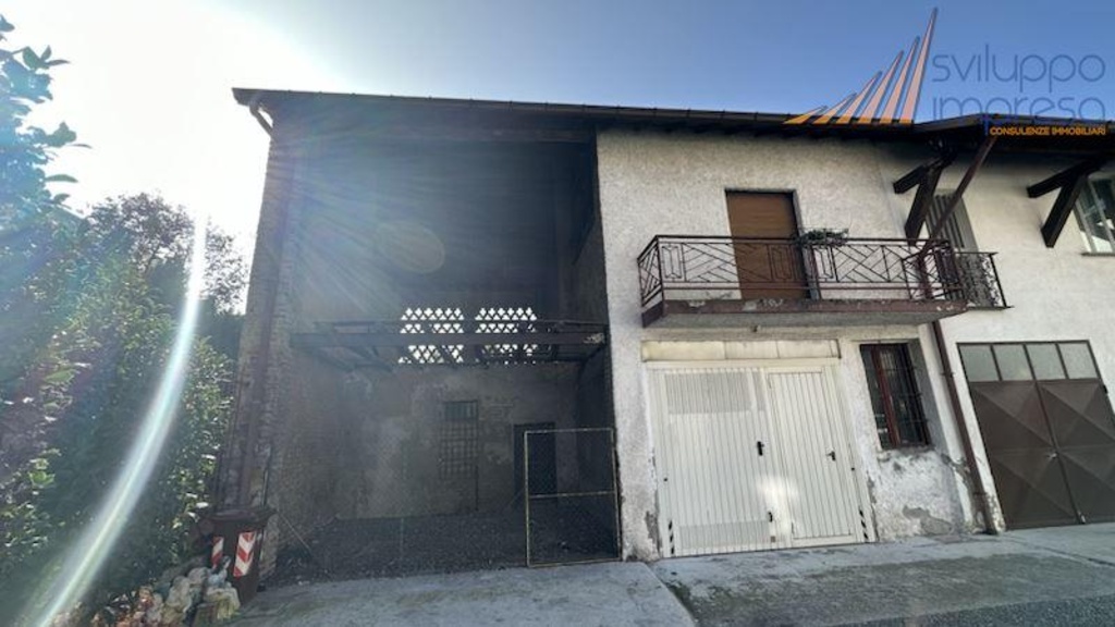 Rustico in Via Roma, Ornago, 94 m² in vendita