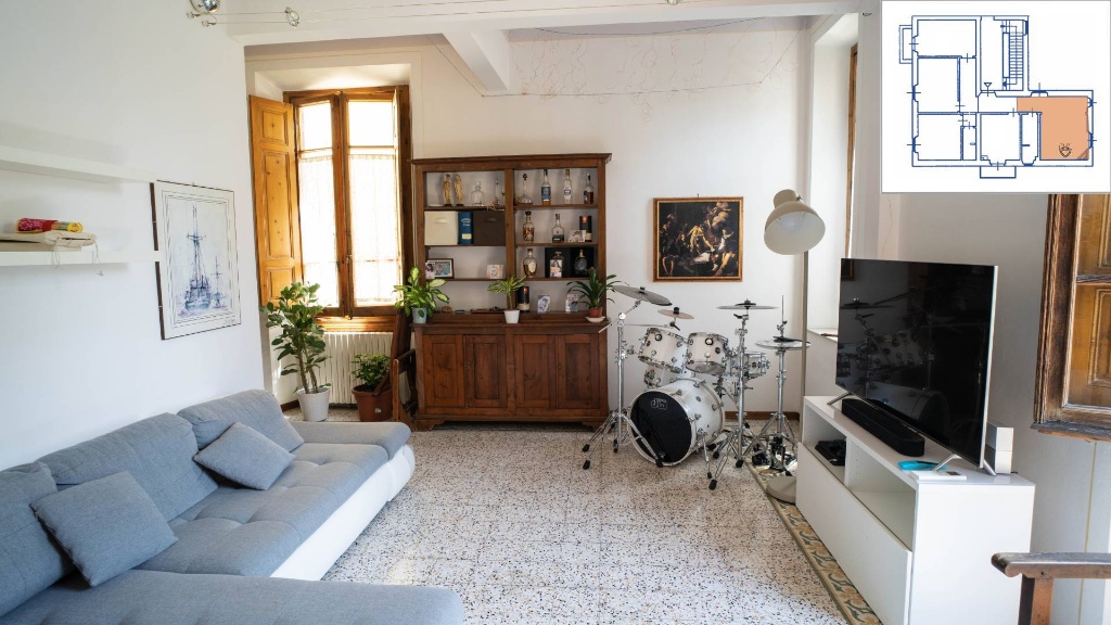 Appartamento a Firenze, 6 locali, 2 bagni, 135 m², 1° piano in vendita