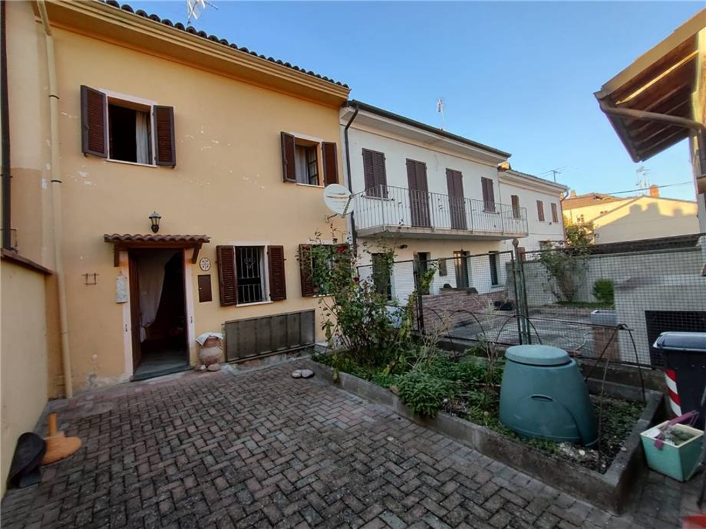 Casa indipendente a Mirabello Monferrato, 3 locali, 1 bagno, 94 m²