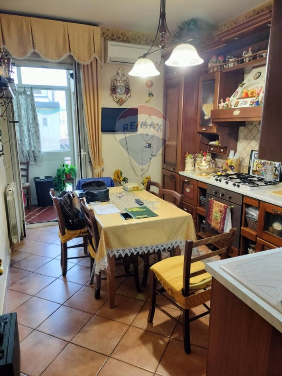 Appartamento in Via santangelo fulci, Catania, 5 locali, 2 bagni