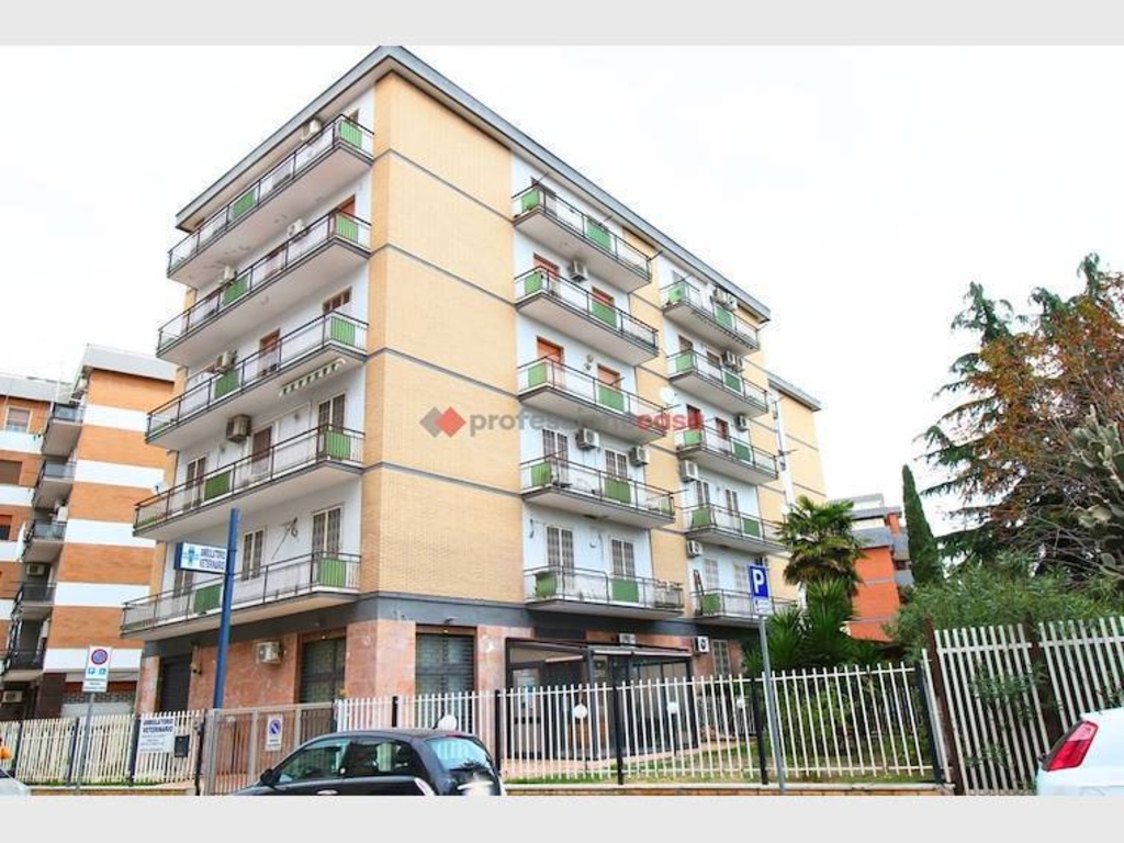 Appartamento in Via Imperiale 21, Foggia, 5 locali, 1 bagno, 140 m²