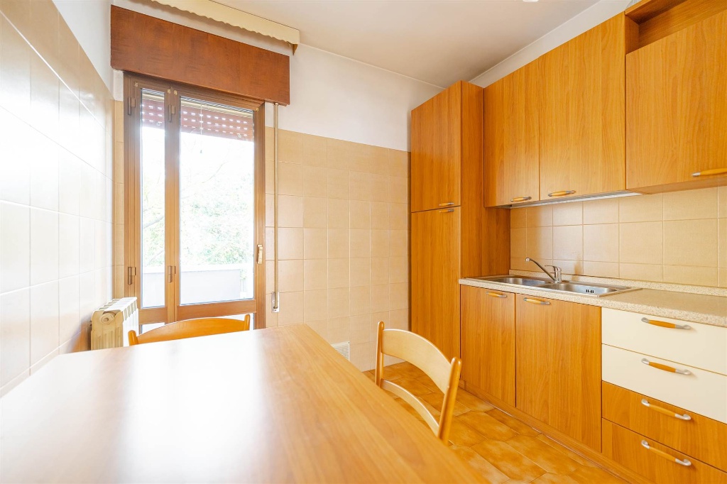 Appartamento a Spinea, 5 locali, 1 bagno, 82 m², 1° piano, terrazzo