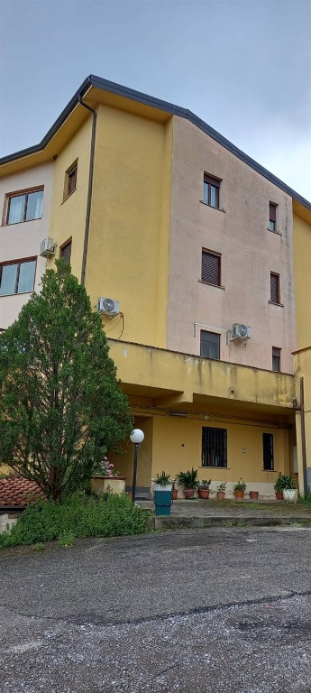 Appartamento in Via Alessandro il Molosso, Mendicino, 5 locali, 125 m²