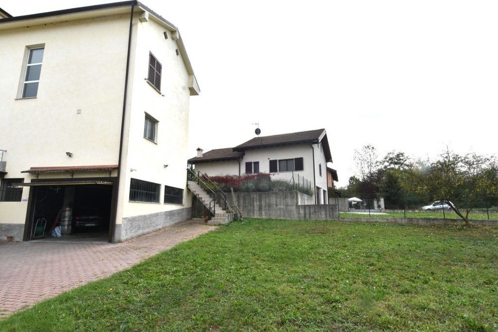 Casa indipendente in Località San Giacomo, Rocca Grimalda, 10 locali