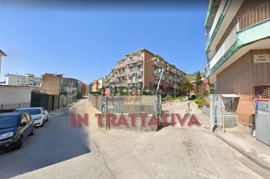 Trilocale a Napoli, 2 bagni, garage, 125 m², 2° piano, ascensore