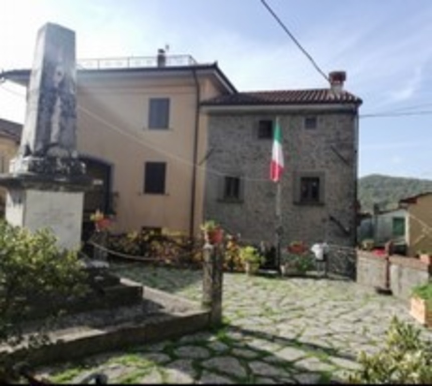 Casa semindipendente in Località Gombereto 23, Bagni di Lucca, 2 bagni