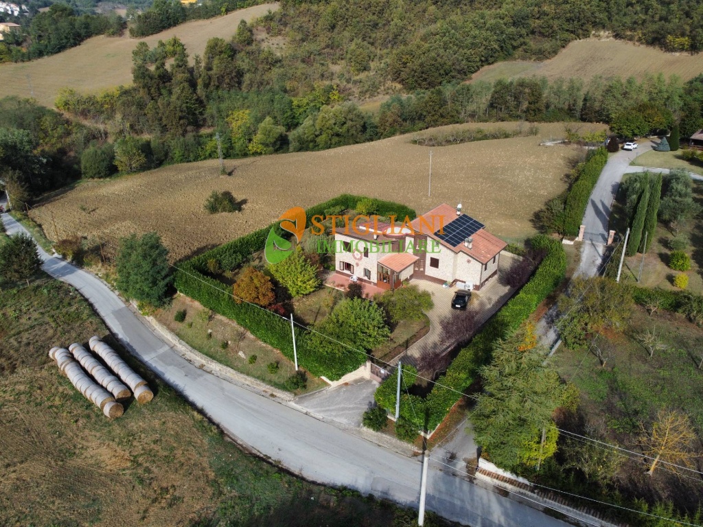 Villa singola in Contrada Ara Vecchia, Fossalto, 13 locali, 5 bagni