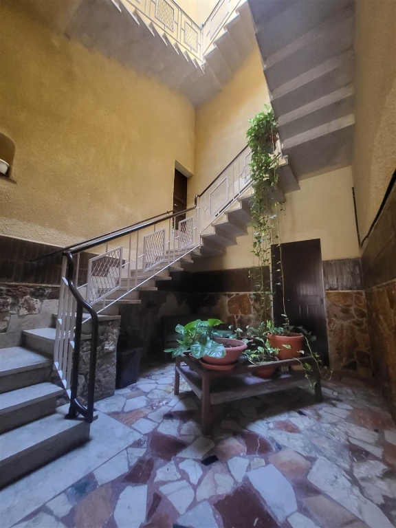 Palazzo in Via castellammare 13, Trapani, 8 locali, 3 bagni, 420 m²