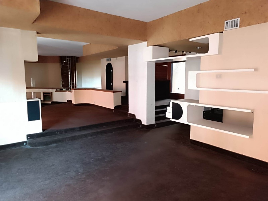 Appartamento in Via Isonzo 16, Taurianova, 14 locali, 3 bagni, 470 m²