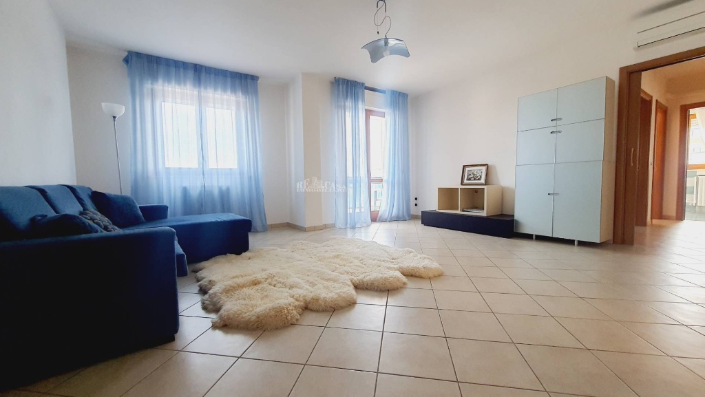 Appartamento in Via Salvo d'acquisto, Grottammare, 6 locali, 2 bagni
