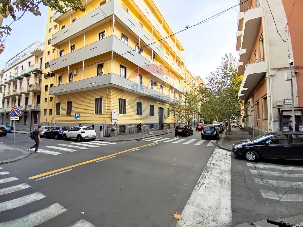 Appartamento in Via Lago di Nicito, Catania, 9 locali, 2 bagni, 203 m²