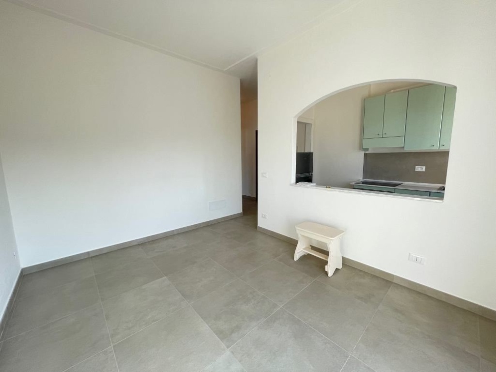 Quadrilocale in Via curtatone, Camaiore, 1 bagno, 90 m², 2° piano