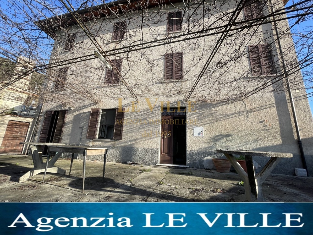 Villa in Capezzano monte, Pietrasanta, 10 locali, 2 bagni, arredato