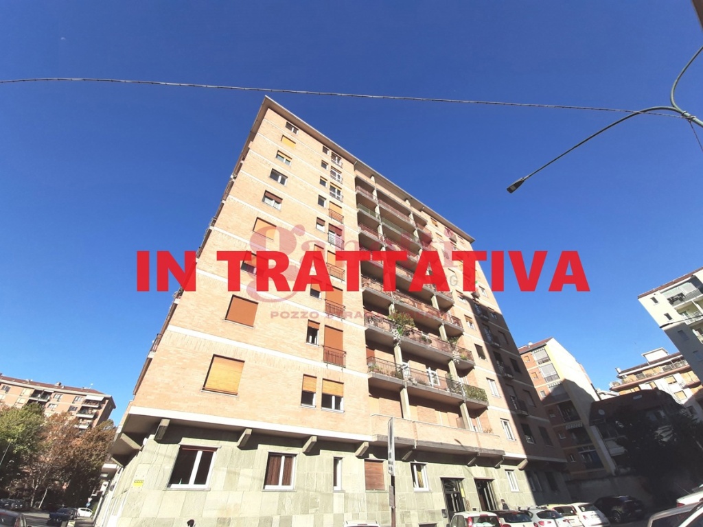 Trilocale in Via Monte Cristallo 8, Torino, 1 bagno, 88 m², 1° piano