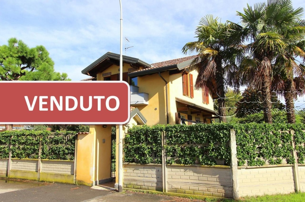 Villa in Via Marconi, Pregnana Milanese, 5 locali, 3 bagni, garage