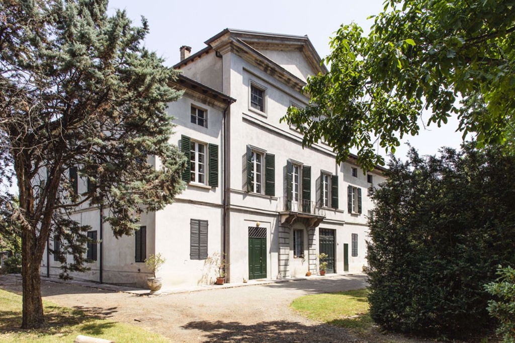 Villa in Benedetta, Parma, 1000 m², multilivello, aria condizionata