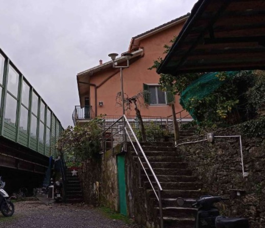 Appartamento in Via Cornice di Sant'Ambrogio 99, Zoagli, 5 locali