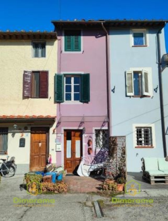 Villa a schiera in Via dei Guerri 371, Capannori, 3 locali, 1 bagno