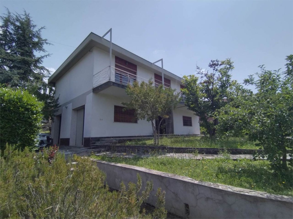 Villa in Via Olmarello 44, Castelnuovo Magra, 9 locali, 2 bagni