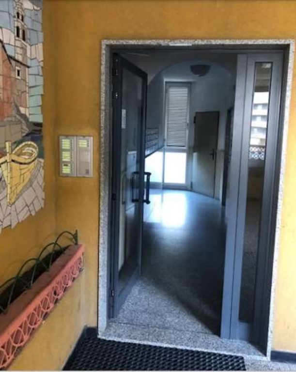 Appartamento in Via Enrico Fermi 33, Genova, 6 locali, 1 bagno, 102 m²