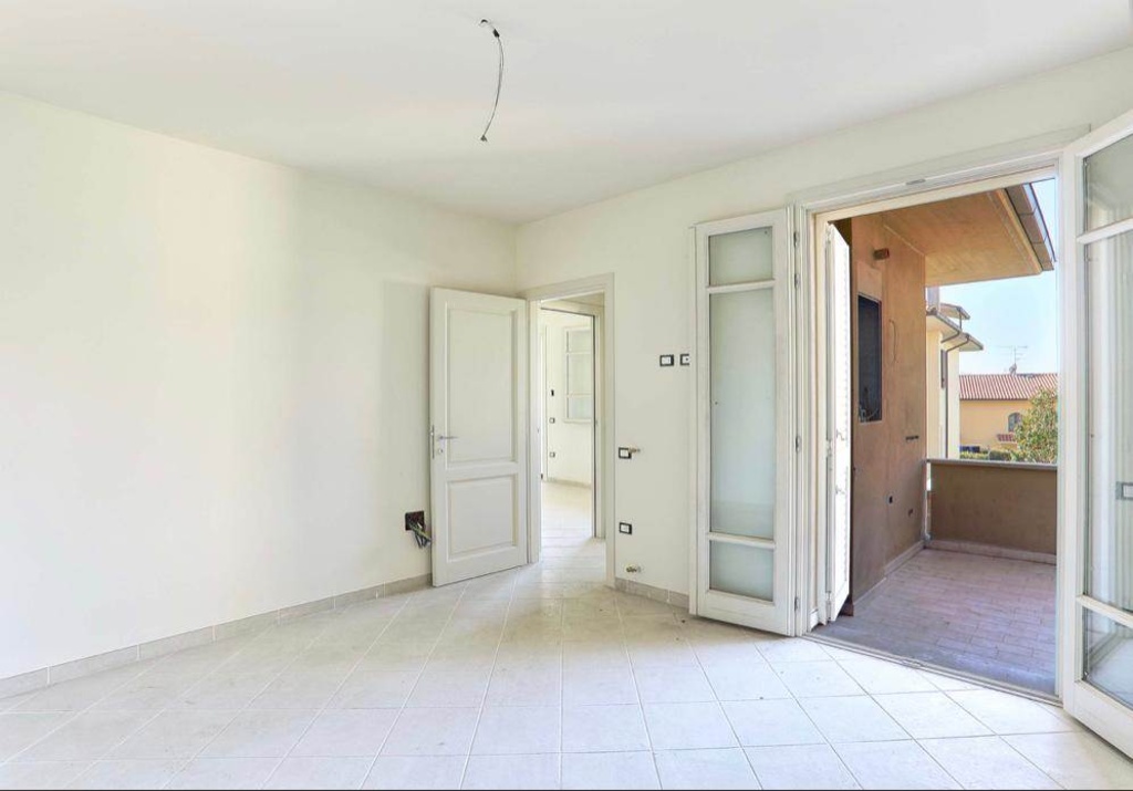 Bilocale a Rosignano Marittimo, 2 bagni, 70 m², 1° piano in vendita