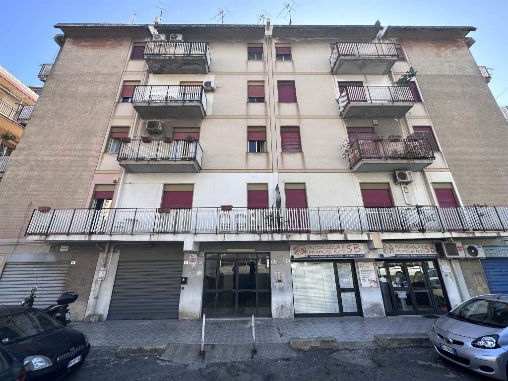 Quadrilocale in Via Adolfo Celi 95, Messina, 2 bagni, 121 m², 3° piano