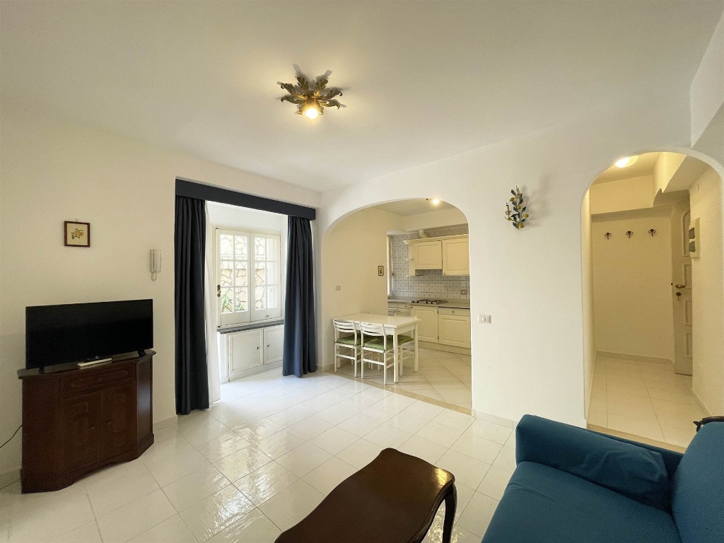 Multiproprieta' a Capri, 2 locali, 1 bagno, arredato, 40 m², terrazzo