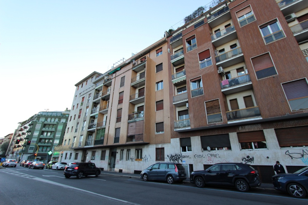 Monolocale in Via Arbe 73, Milano, 94 m², 3° piano in vendita