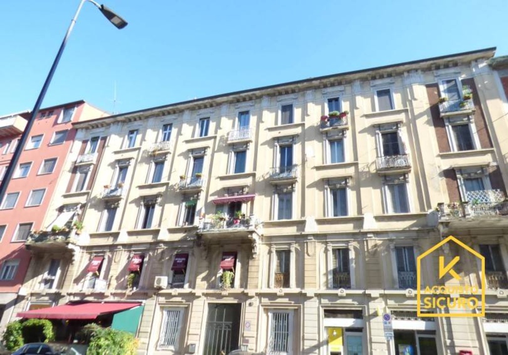 Trilocale in Via Mantova, Milano, 1 bagno, 85 m², piano rialzato
