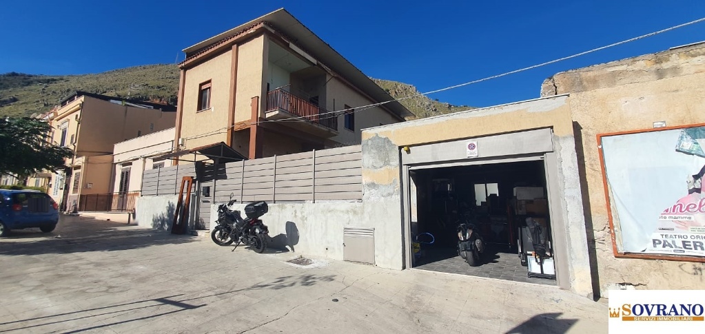 Villa in Corso Calatafimi, Palermo, 6 locali, 4 bagni, garage, 180 m²