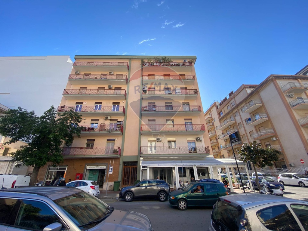 Appartamento in Via Dante Alighieri, Bagheria, 5 locali, 2 bagni