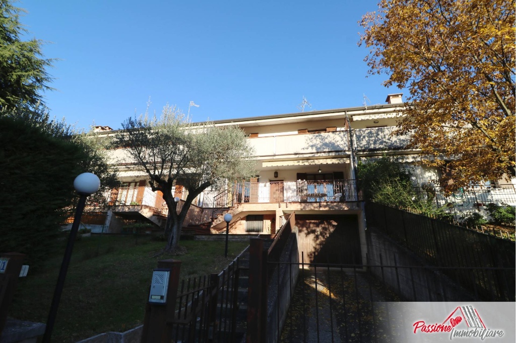 Villa a schiera in Via Aldice De Gasperi, Negrar di Valpolicella