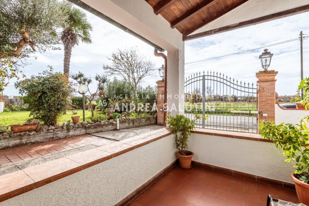 casa semindipendente in vendita a Pontedera in zona La Borra