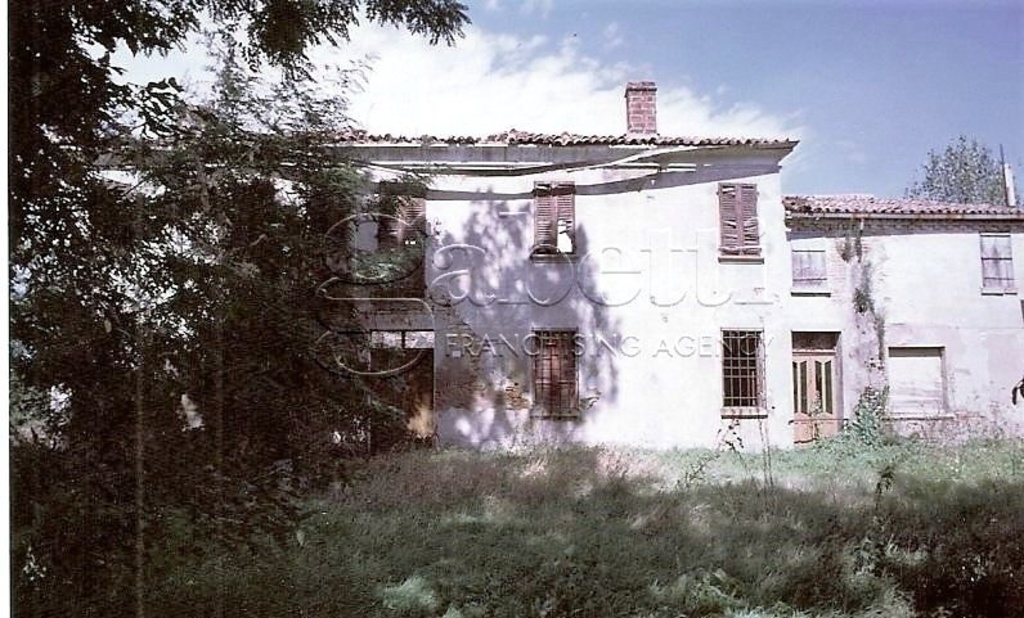 Palazzo in Runco, Portomaggiore, 1000 m², aria condizionata in vendita