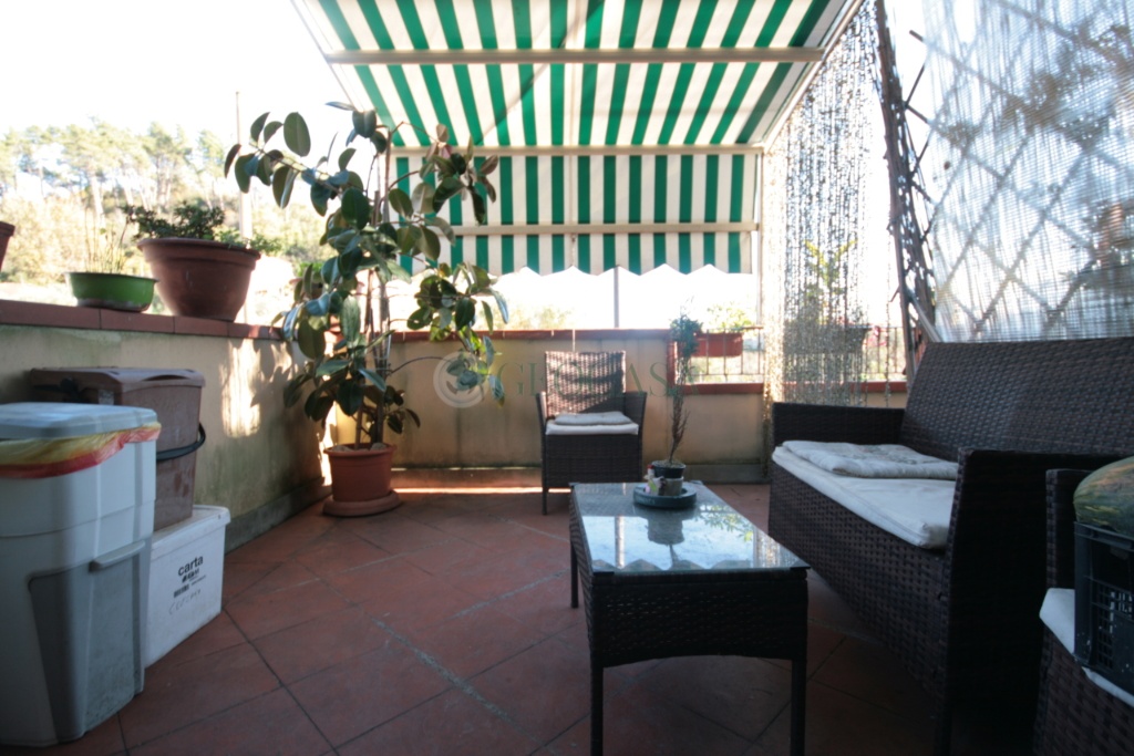 Appartamento a La Spezia, 5 locali, 1 bagno, giardino privato, 105 m²